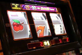 Platform kipas99 menampilkan berbagai kategori permainan slot dan casino